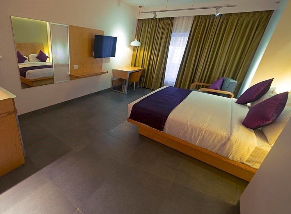 Hotel Aira Vijayawāda Extérieur photo