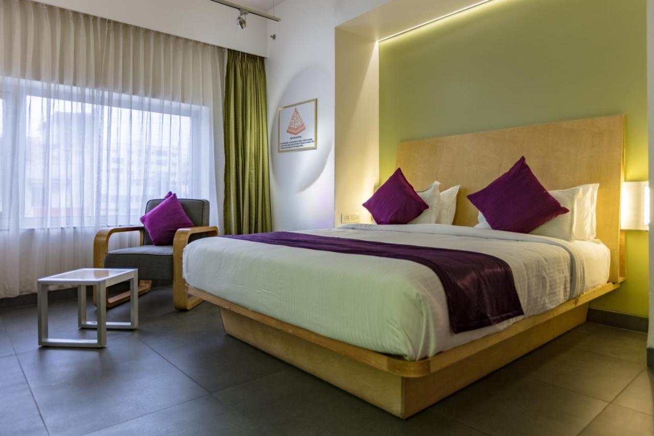Hotel Aira Vijayawāda Extérieur photo