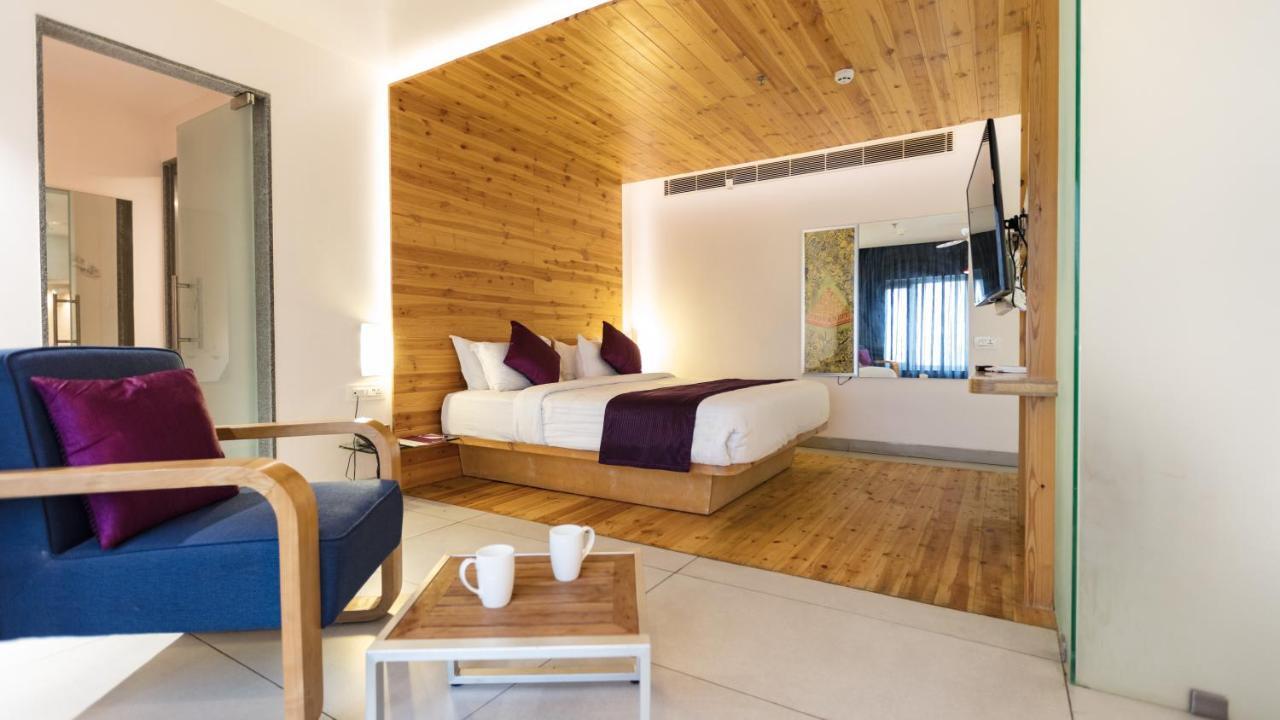 Hotel Aira Vijayawāda Extérieur photo