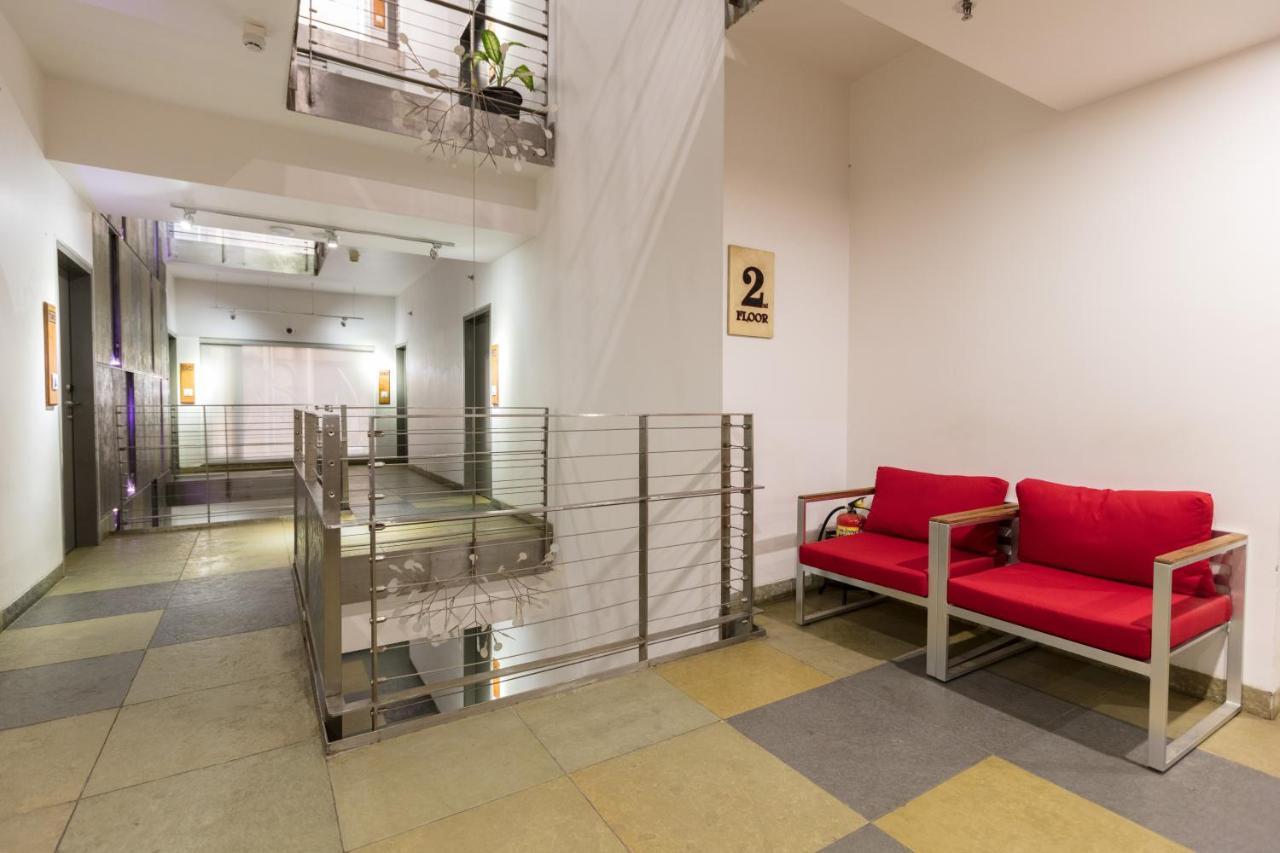 Hotel Aira Vijayawāda Extérieur photo